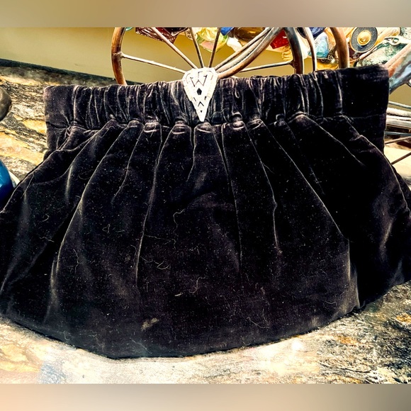 Vintage Black Velvet and Rhinestone Clip Art Deco Evening Bag / Purse